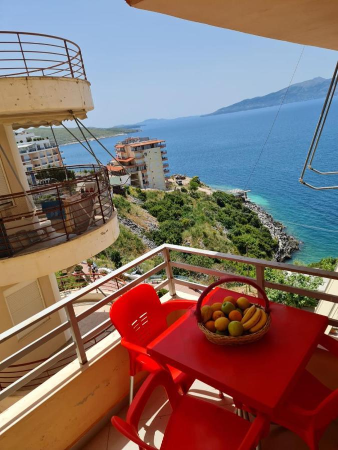 Meltin Apartments Sarande Bagian luar foto